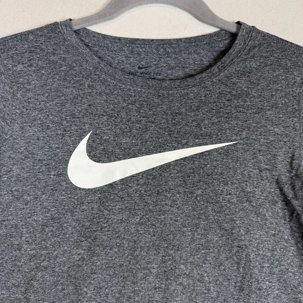 Nike Dri-FIT Shirt Kids Medium Gray Crewneck Short Sleeve Swoosh Logo Athletic